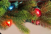 Animated: Vintage Christmas Lights on Pine Branches email background
