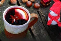 Animated: Christmas Spiced Tea email background