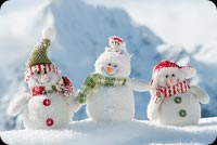 Animated: Three Cute Snowmen in Winter email background