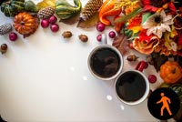 Animated: Thanksgiving Decor With Coffee Cups Background